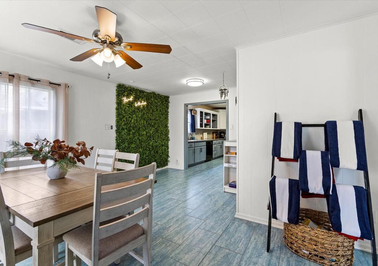 The Blue Oasis With Handicap Ramp Access Dog Friendly & Cowboy Pool غالفيستون، تكساس المظهر الخارجي الصورة