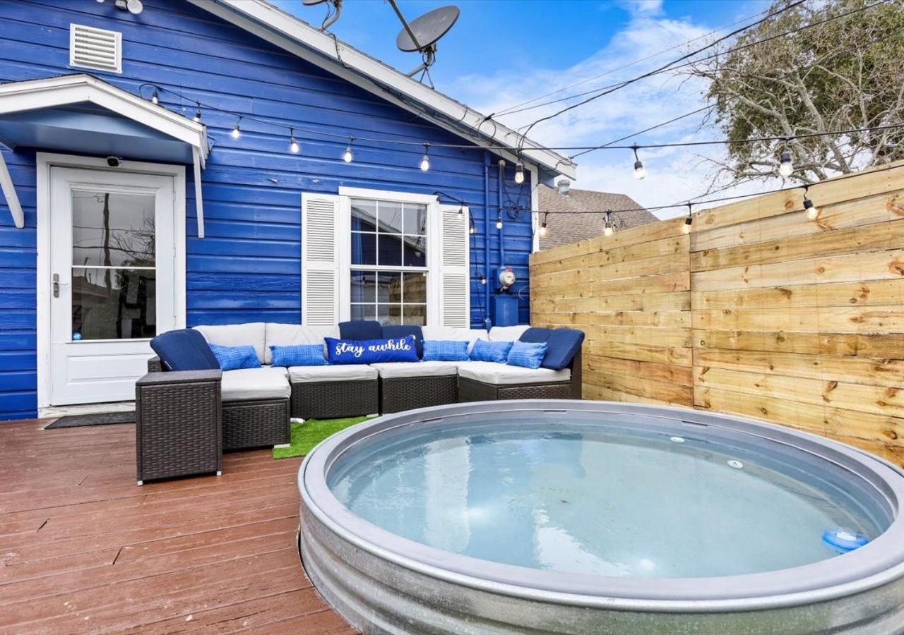 The Blue Oasis With Handicap Ramp Access Dog Friendly & Cowboy Pool غالفيستون، تكساس المظهر الخارجي الصورة